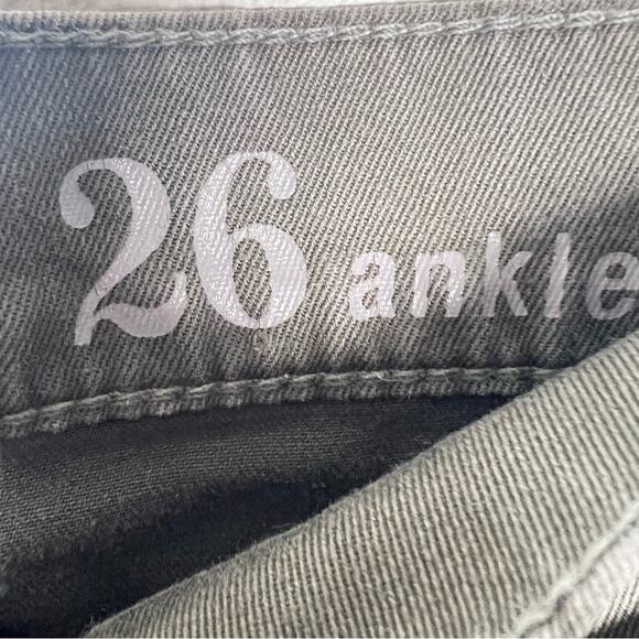 J. Crew army green with red side stripes toothpick leg jeans size 26 ankle B197 - Picture 3 of 4